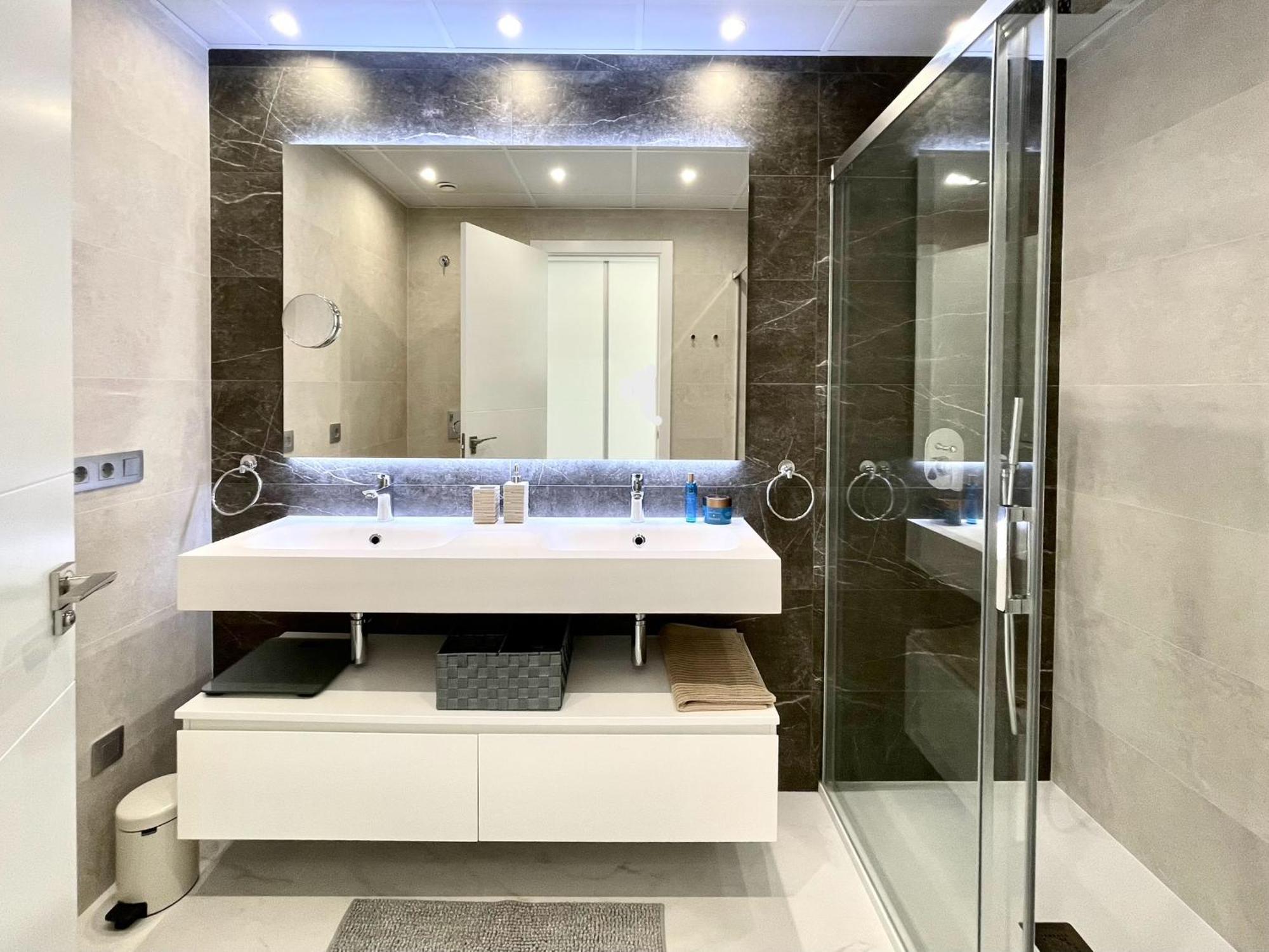 Luxury Apartment Sunset Cliffs Бенидорм Экстерьер фото